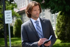 Supernatural -- "Atomic Monsters" -- Image Number: SN1501a_0060r.jpg -- Pictured: Jared Padalecki as Sam -- Photo: Diyah Pera/The CW -- © 2019 The CW Network, LLC. All Rights Reserved.