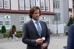 Supernatural -- "Atomic Monsters" -- Image Number: SN1501a_0232r.jpg -- Pictured: Jared Padalecki as Sam -- Photo: Diyah Pera/The CW -- © 2019 The CW Network, LLC. All Rights Reserved.