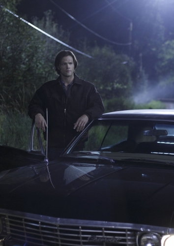 "Family Matters"
Pictured: Jared Padalecki as Sam
Photo Credit: Michael Courtney / The CW
© 2010 The CW Network, LLC. All Rights Reserved.