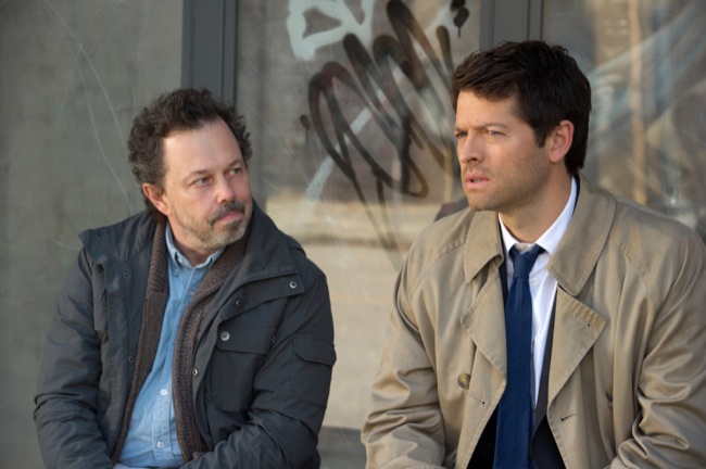 Supernatural -- "Sacrifice" -- Image SN823a_0016 -- Pictured (L-R): Curtis Armstrong as Metatron and Misha Collins as Castiel -- Credit: Diyah Pera/The CW --  &copy; 2013 The CW Network. All Rights Reserved