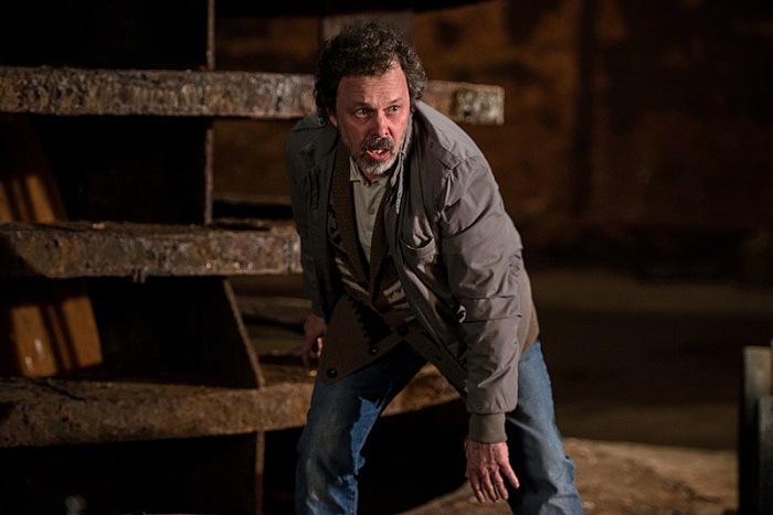 Supernatural -- " All In The Family" -- Image SN1121b_0302.jpg -- Pictured: Curtis Armstrong as Metatron -- Photo: Diyah Pera/The CW -- ÃÂ© 2016 The CW Network, LLC. All Rights Reserved